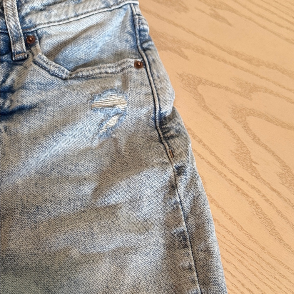 Old Navy Light Blue High-Rise Jeans💜✝️ - Picture 6 of 10